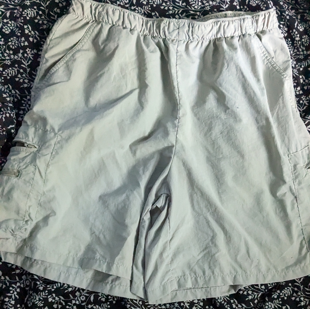Tan Columbia women zipper short